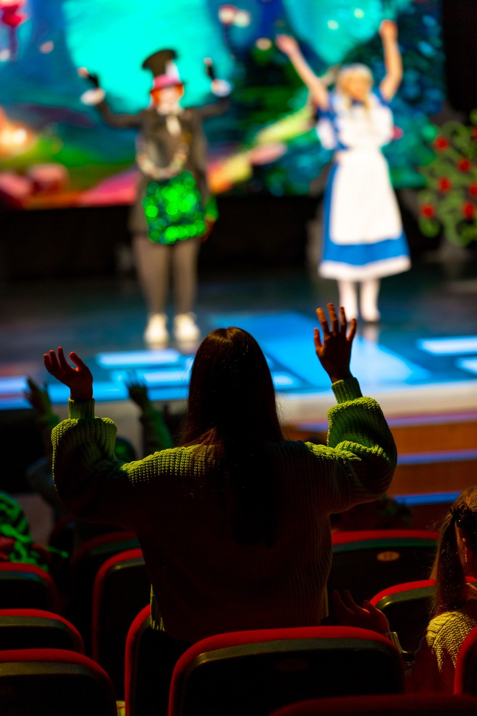 Спектакль в Доме культуры. Андрей Кровлин — фотограф в Славянке