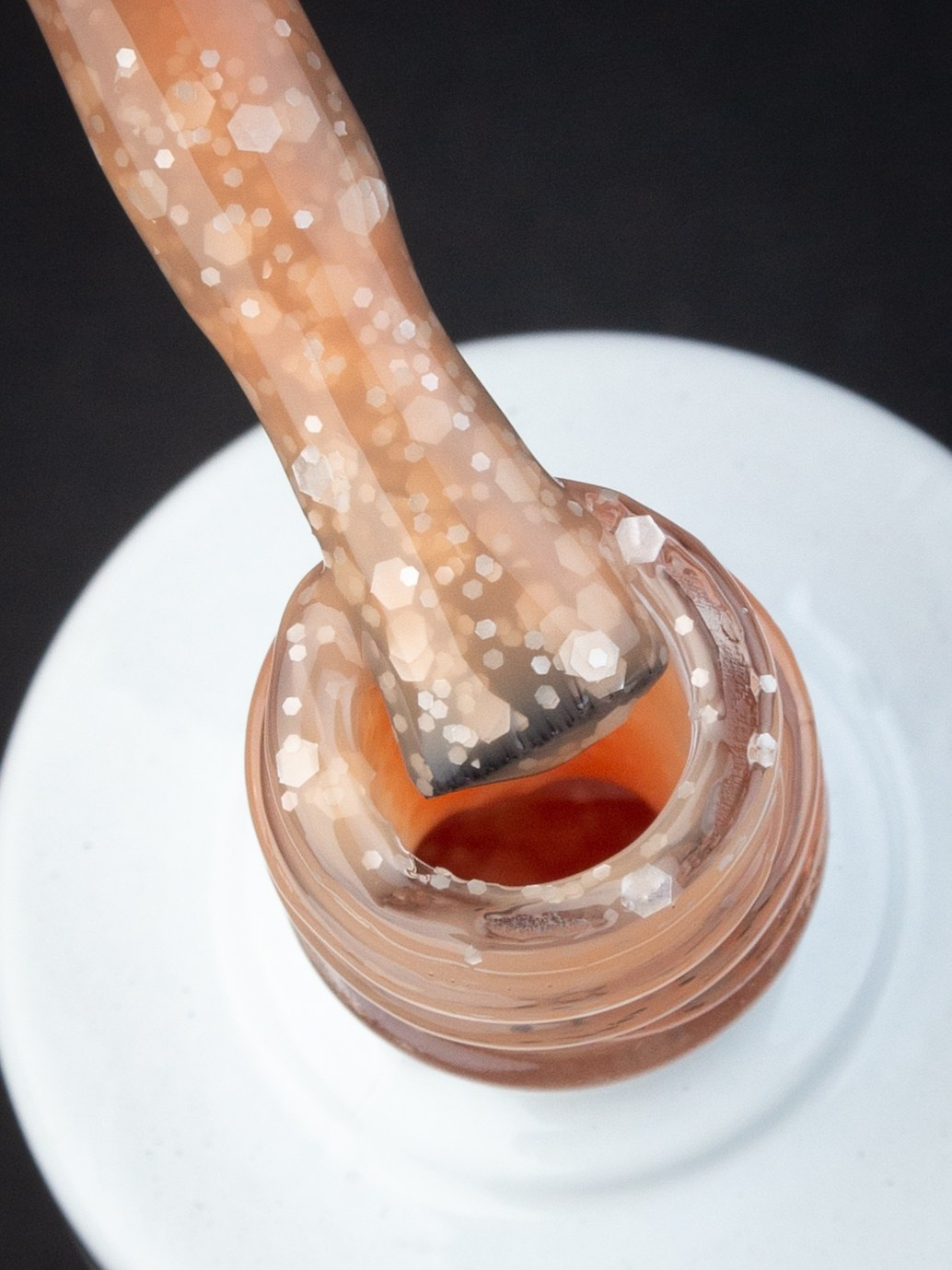 Kira на чёрном. Александр Стряпунин — предметный фотограф в Улан-Удэ