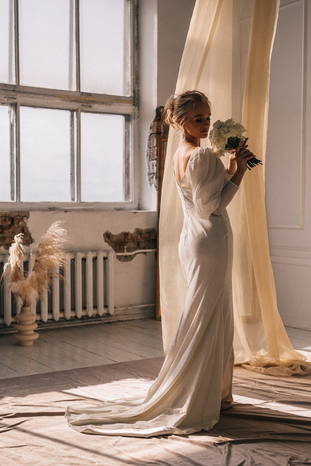 Невеста в студии. Свадебный фотограф Виктория Чуйко Магнитогорск. Визуал для бизнеса