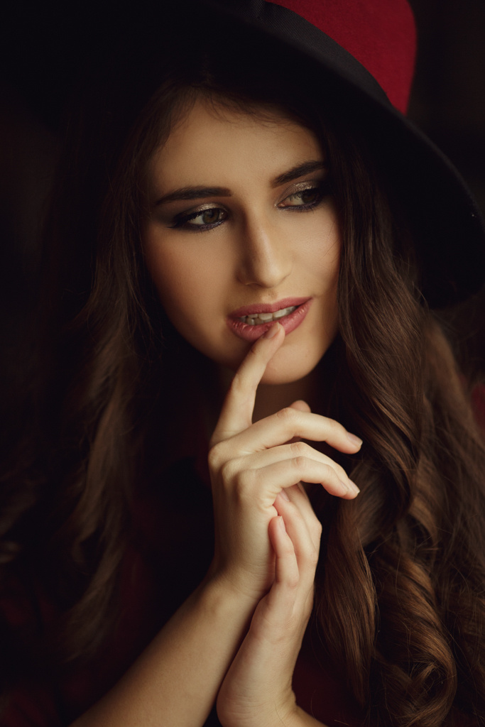 Студия. Будуарный и женский портретный фотограф Москва