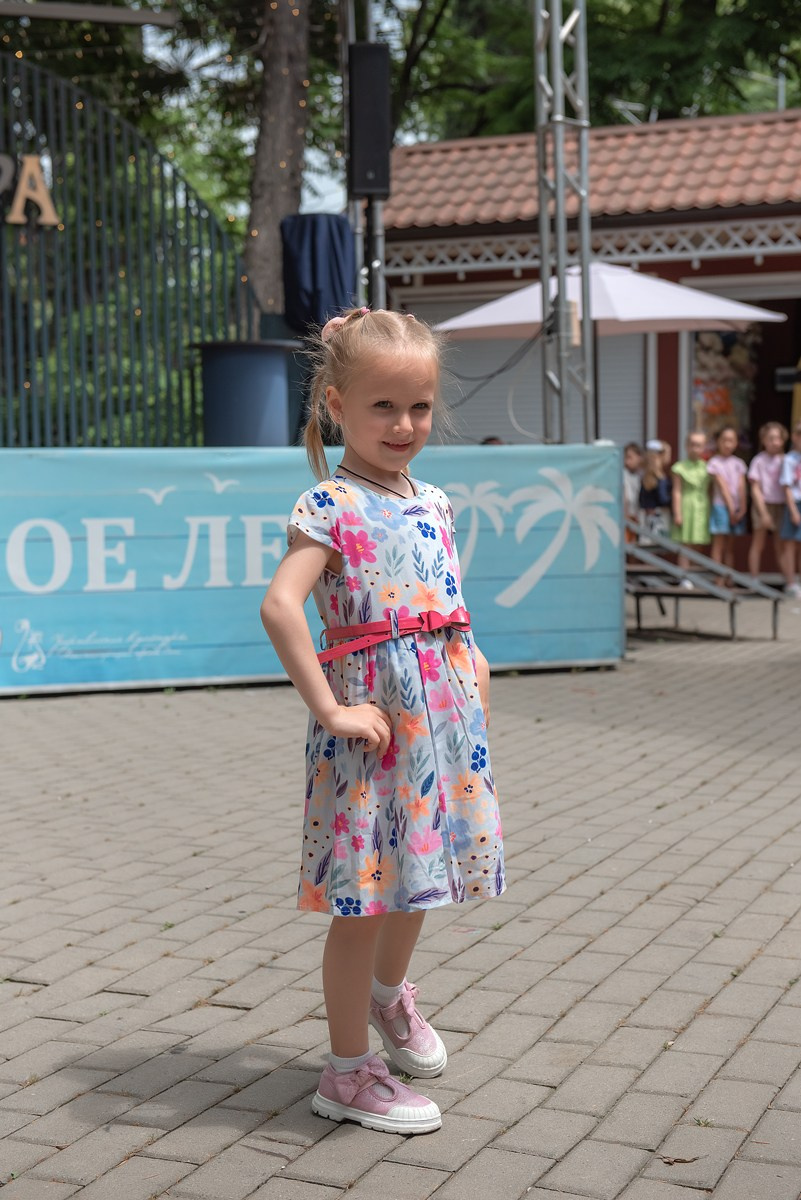 Парк Ривьера дефиле HAPPYkids. Семейный и коммерческий фотограф в Сочи Александр Бодунов