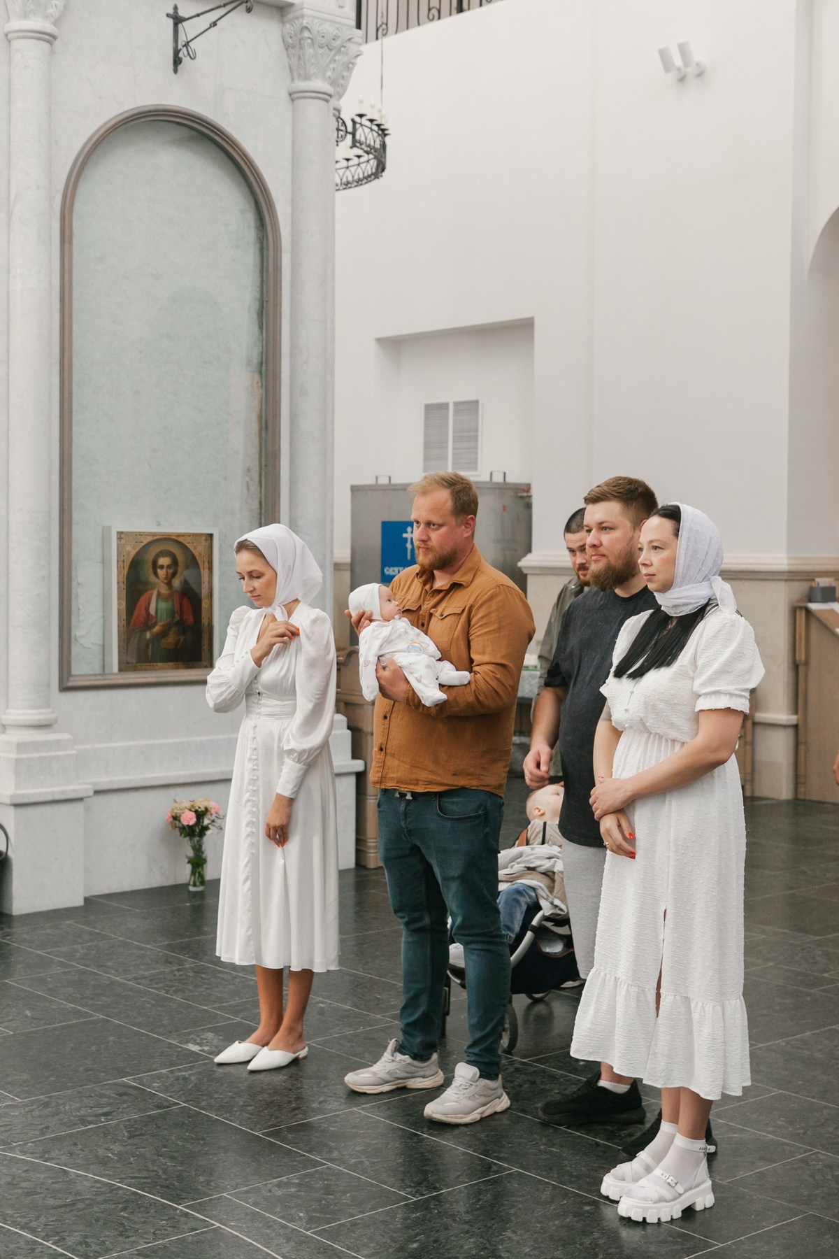 Крещение Рождественская церковь СПб. Фотограф на крещение в Санкт Петербурге