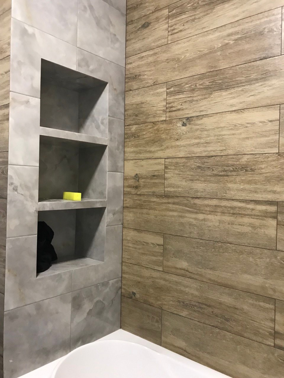 Ванная комната (ул. Хасанова д. 13). Ремонт санузла, туалета, ванной под ключ в Казани. Укладка плитки