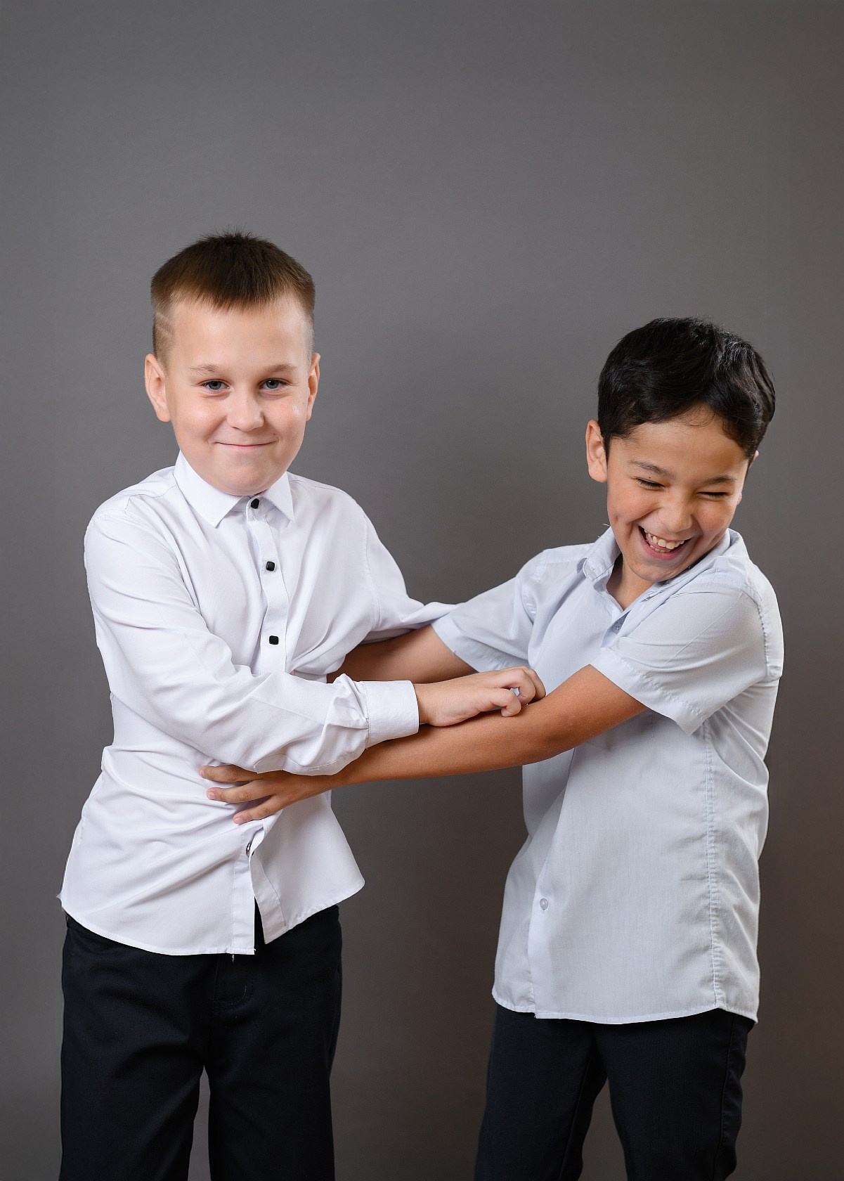 Школьная фотосъемка для выпускного альбома 4 класса. Выпускные альбомы Искитим Бердск Новосибирск