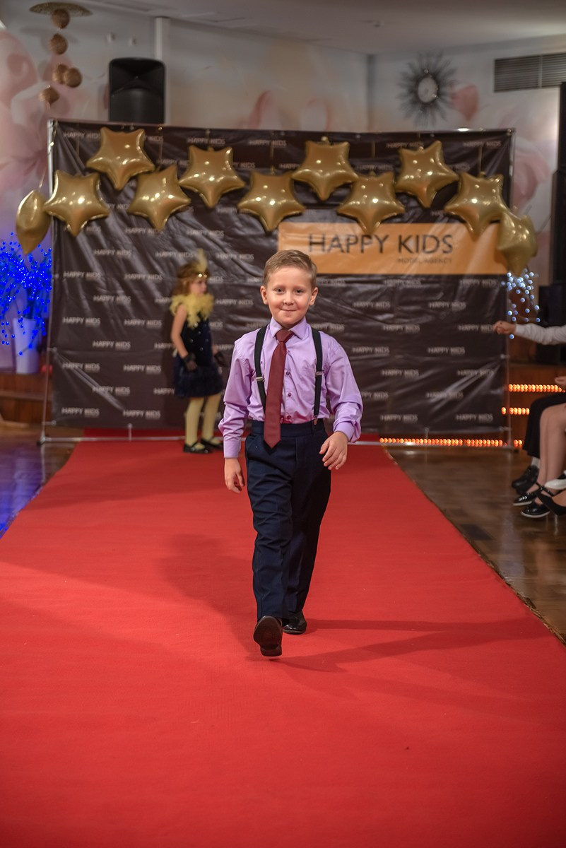 HAPPYkids дефиле санаторий Октябрьский. Семейный и коммерческий фотограф в Сочи Александр Бодунов