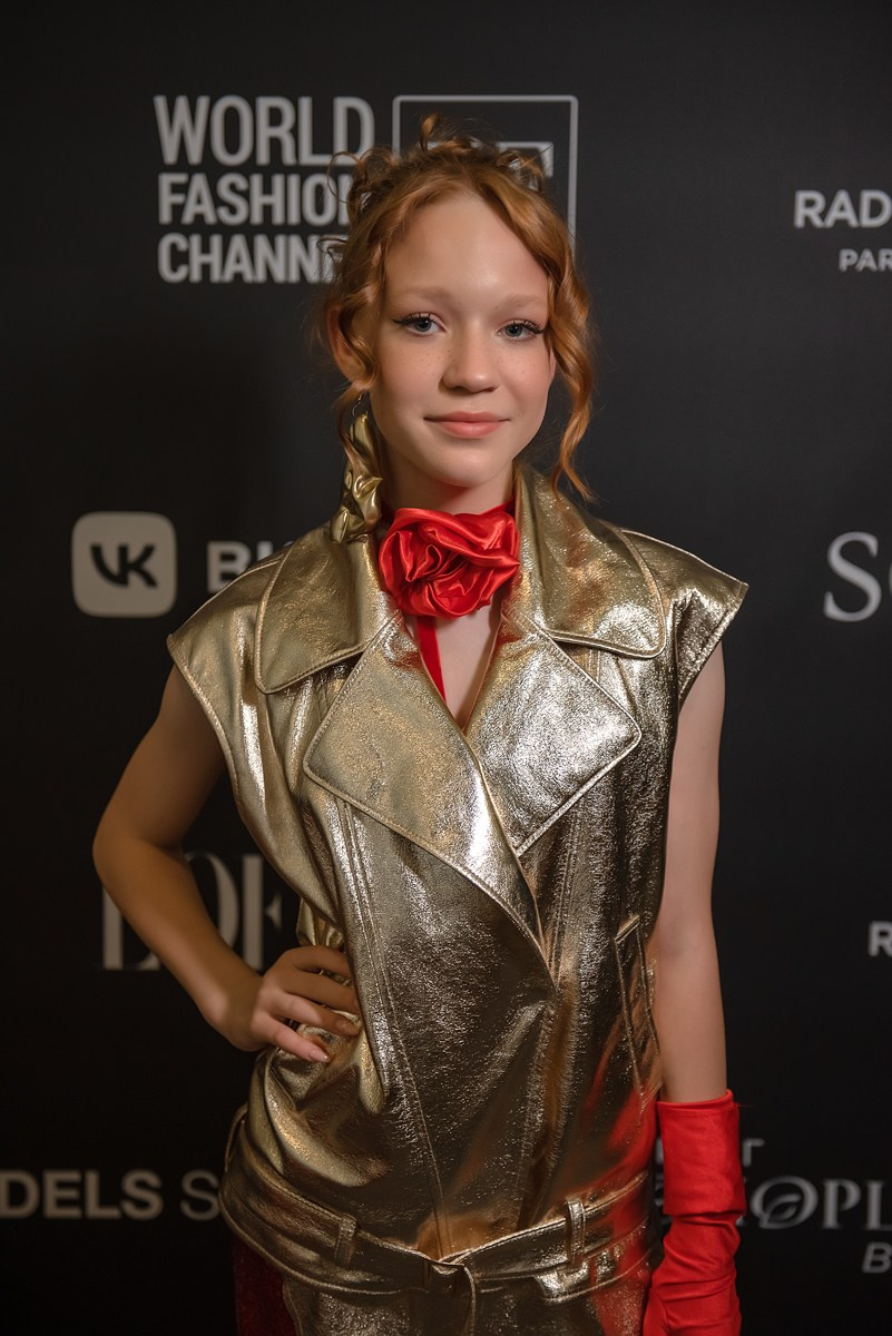 SochiFashionWeek2024 дизайнер Анохина Светлана. Семейный и коммерческий фотограф в Сочи Александр Бодунов
