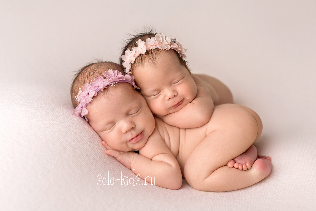 Фотографии новорожденных. Фотограф новорожденных в Екатеринбурге Анастасия Быдзина