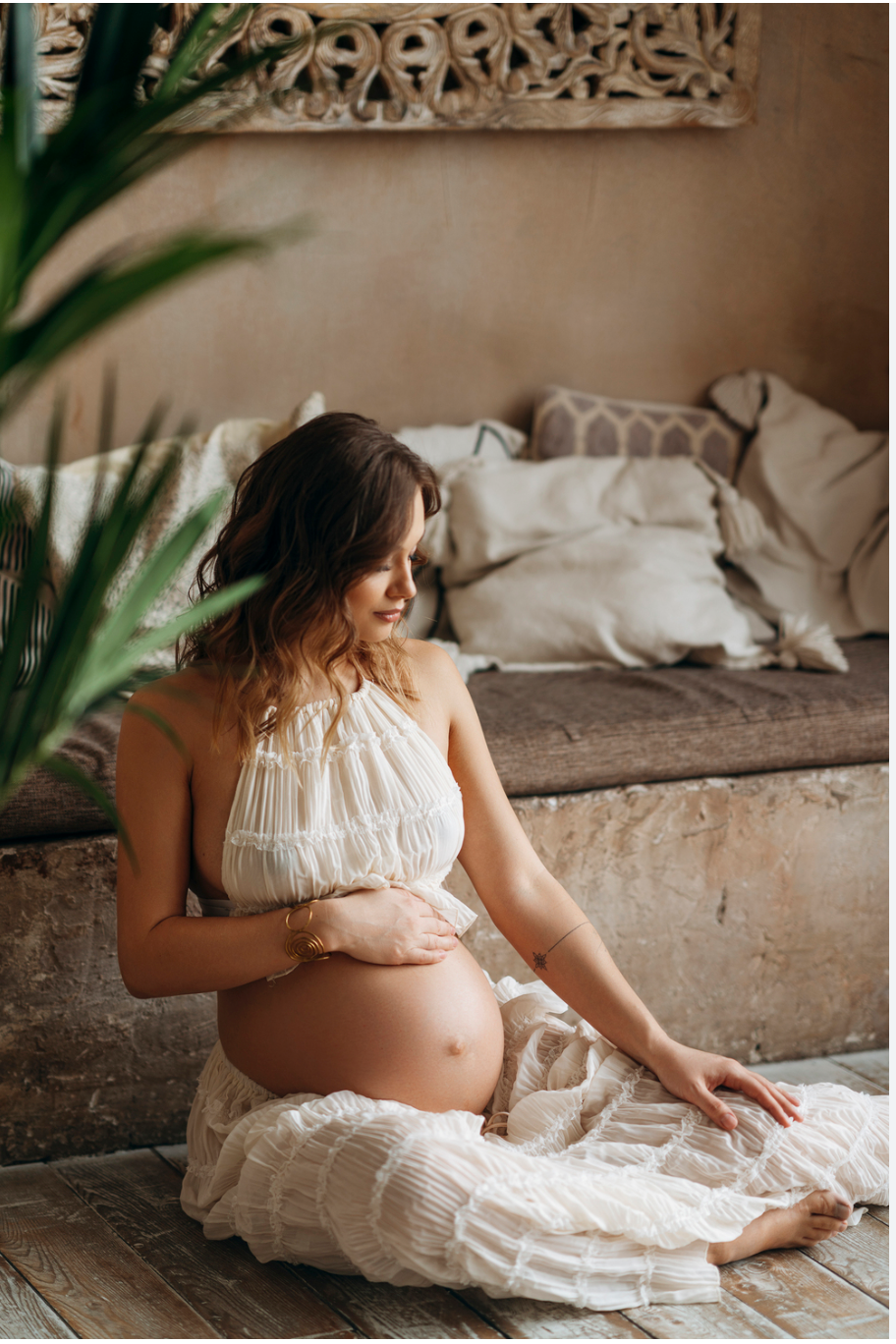 Maternity. Fashion first. Maria Poleshchuk, commercial photographer in Sydney