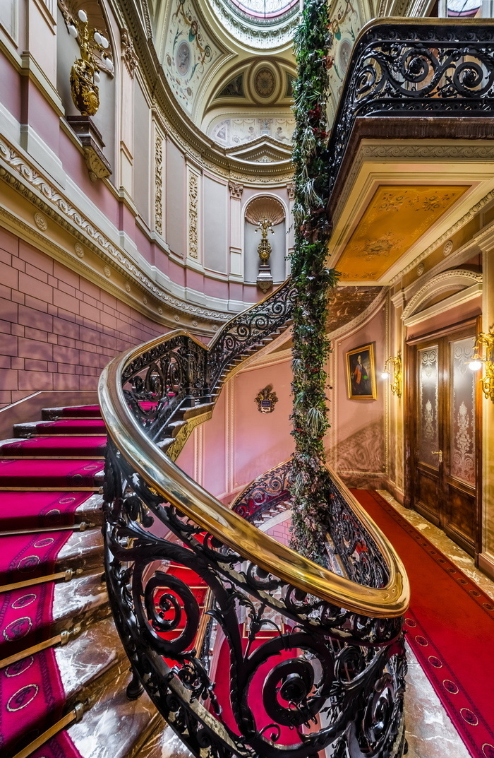 Дворцы Санкт-Петербурга доступные для свадебных фотосессий. Свадебный фотограф в Спб Сергей Баланян