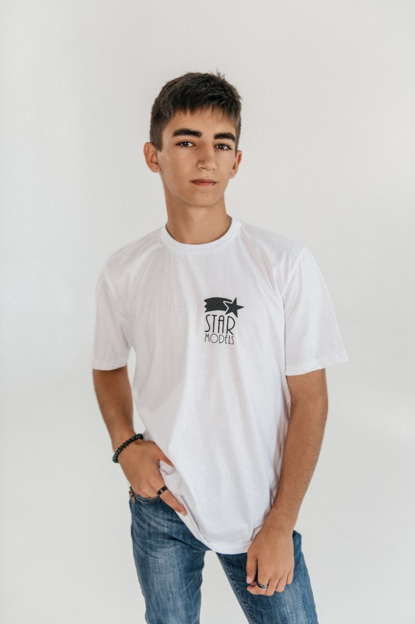 Шоломинский Назар. Model base