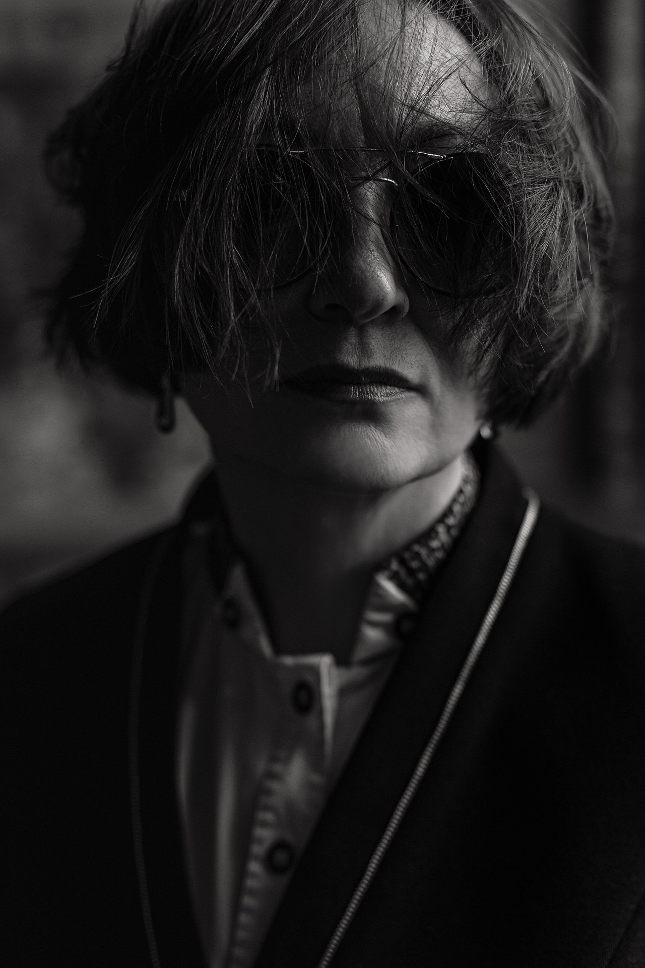 стильный классический портрет девушки в студии, фотосессия в москве, портретный фотограф