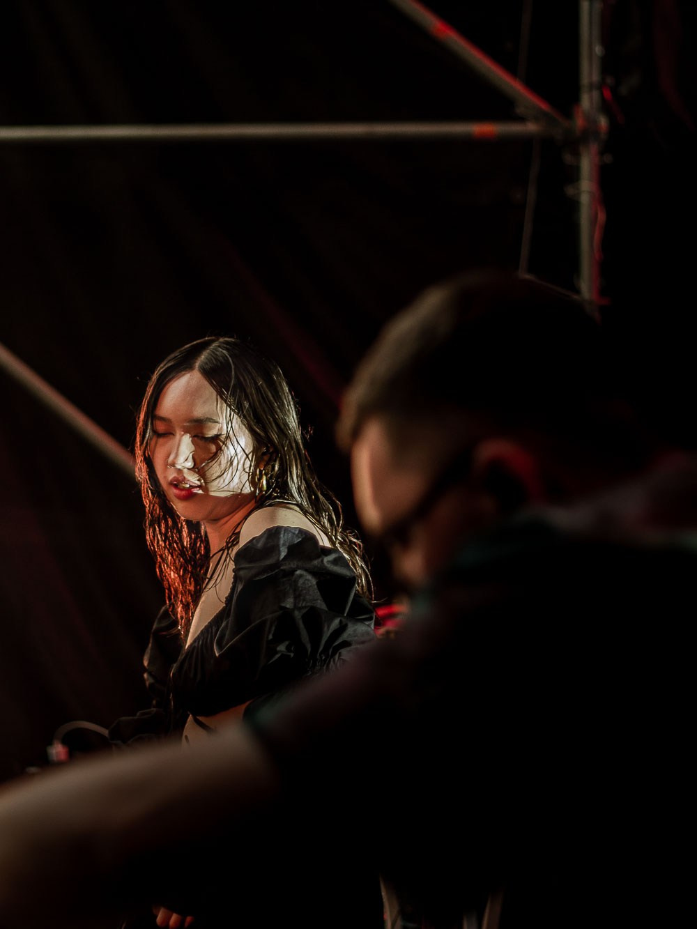 Концерт // По дворам // СПб. Репортажный фотограф в Санкт-Петербурге Диана Ларченкова