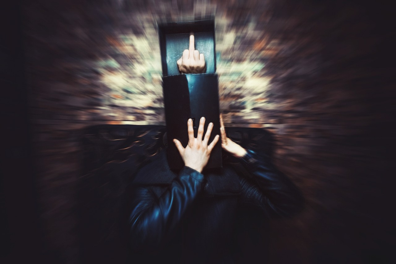 Современная концептуальная фотография о теле, уязвимости и идентичности. Визуальная практика на стиле честности, пост-иронии и искусства.Рекламная фотография, Концептуальная фотография, Современный художник, Психология, Коммерческий фотограф, Репортажный фотограф, Стрит фотография, Арт, Сюрреализм, Мобильная фотография, Снято на айфон, Дима Бурза