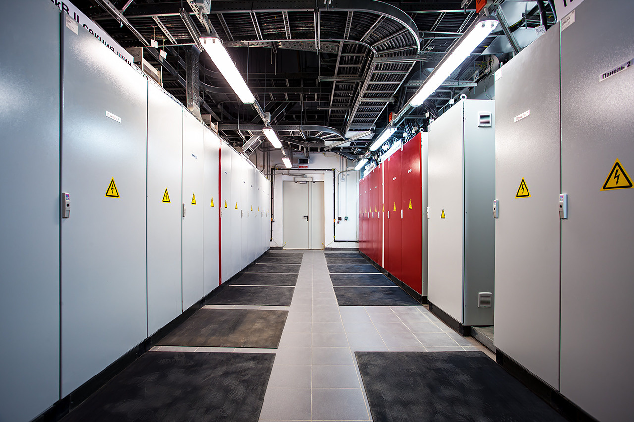 Международный аэропорт Симферополь. Профессиональный Фотограф в Москве Андрей Славнов