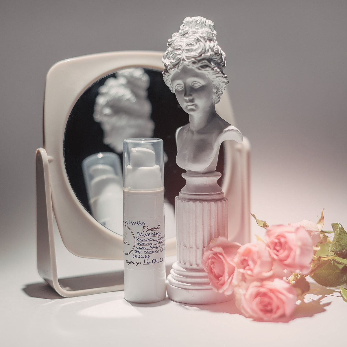 Флаконы с кремом. Косметика Dr. Green. Семейный, детский, свадебный фотограф по всей РБ Валера Михневич