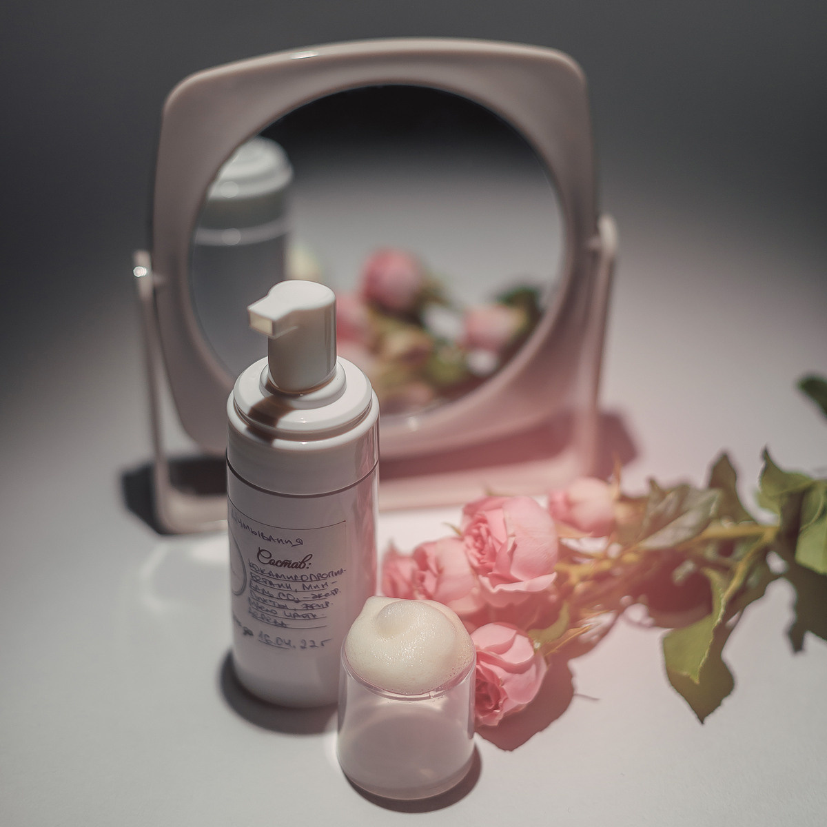 Флаконы с кремом. Косметика Dr. Green. Семейный, детский, свадебный фотограф по всей РБ Валера Михневич