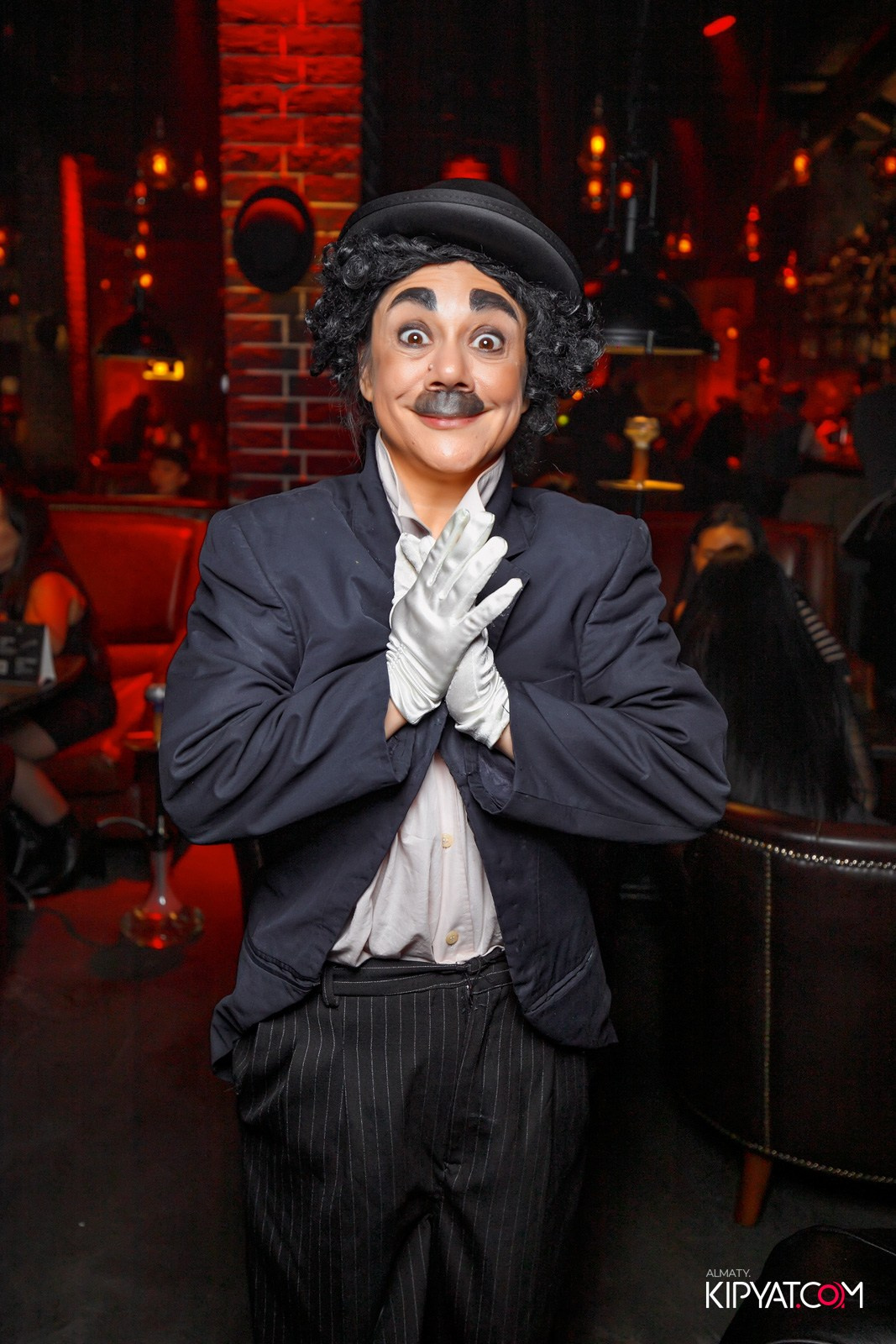 TANGIERS LOUNGE НА САТПАЕВА. КИПЯТКОМ АЛМАТЫ!