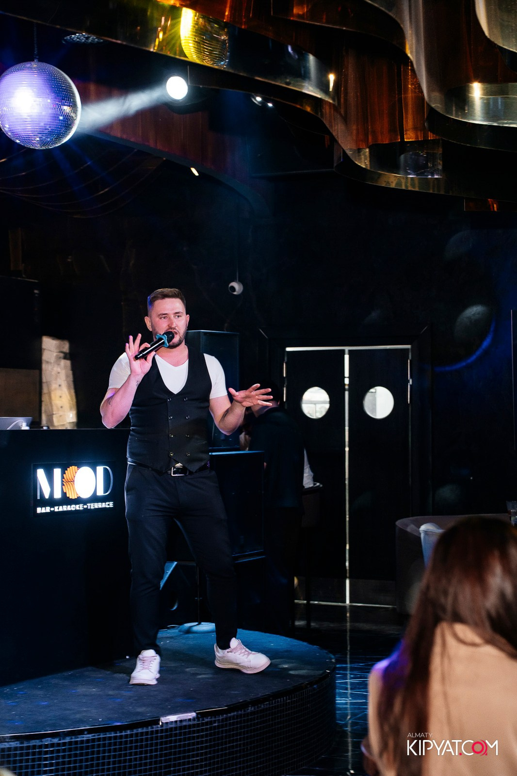KARAOKE BATTLE В MOOD KARAOKE & TERRACE. КИПЯТКОМ АЛМАТЫ!