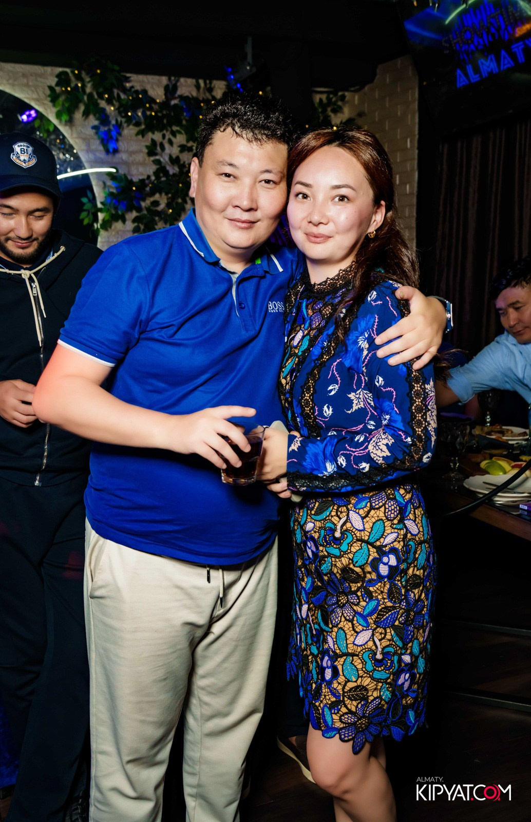 УХО И МЕДВЕДЬ НА САИНА. КИПЯТКОМ АЛМАТЫ!