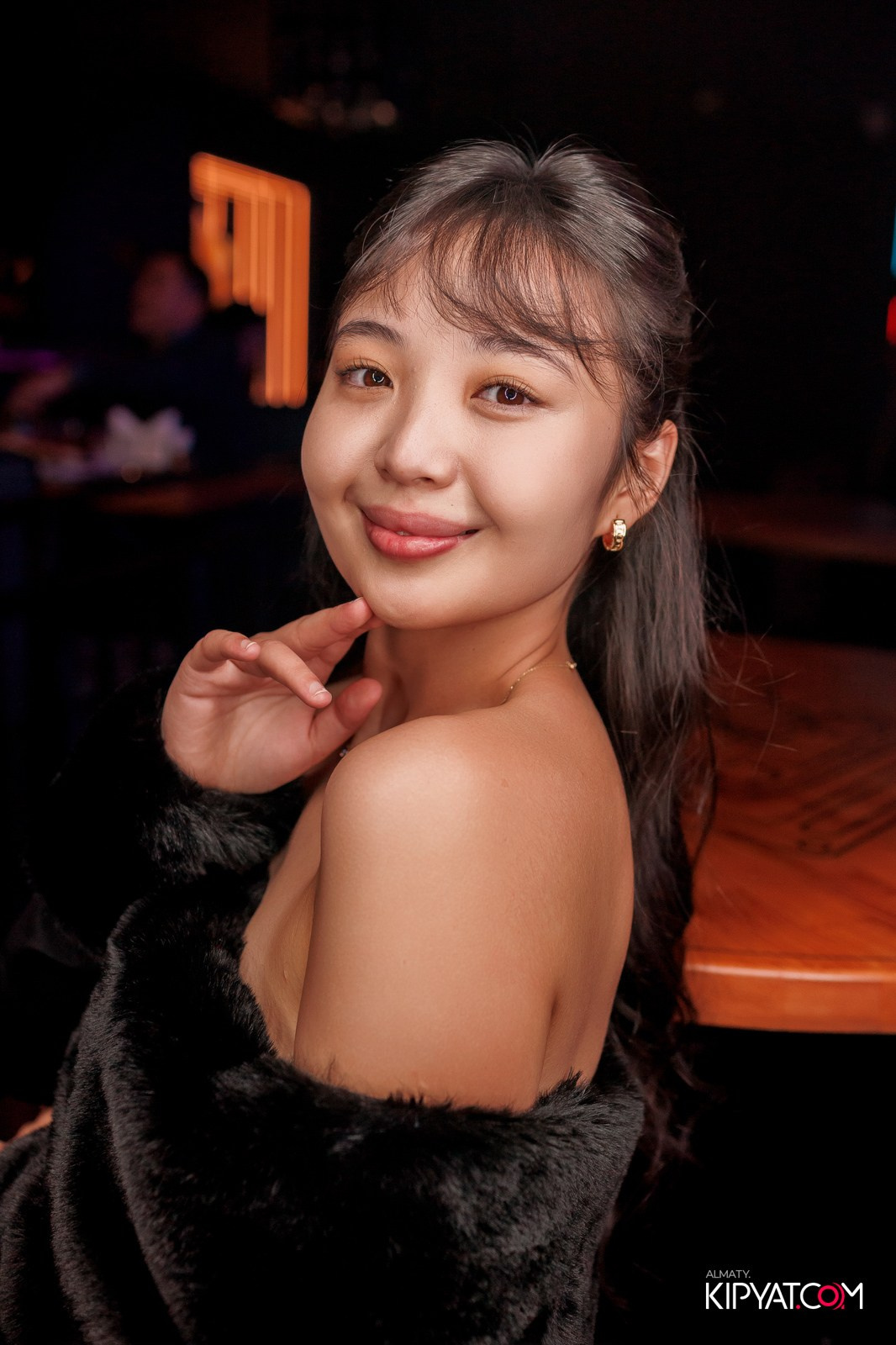 FITNESS ЁЛКА в ночном клубе SANTA BARBARA. КИПЯТКОМ АЛМАТЫ!