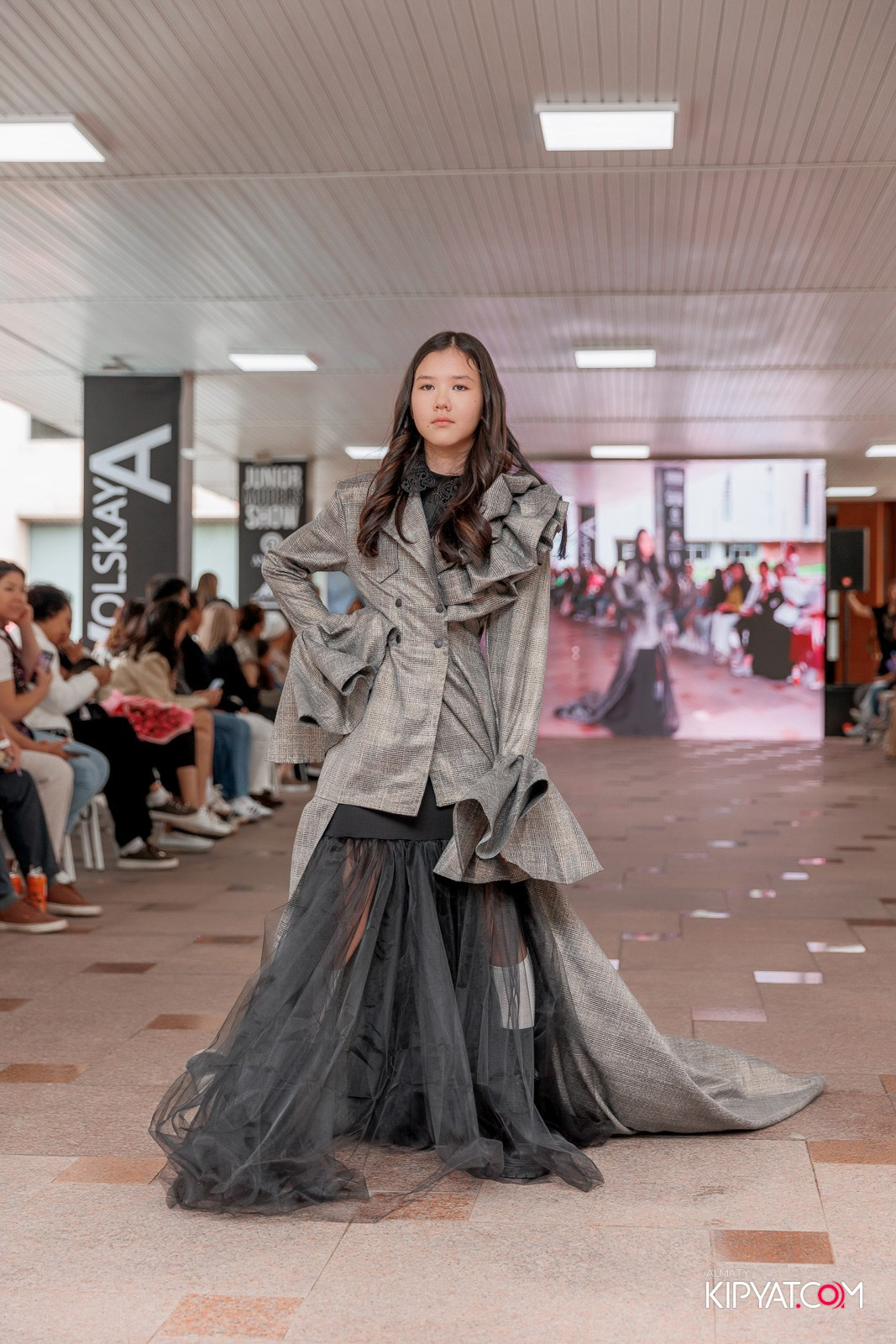 JUNIOR FASHION SHOW. КИПЯТКОМ АЛМАТЫ!