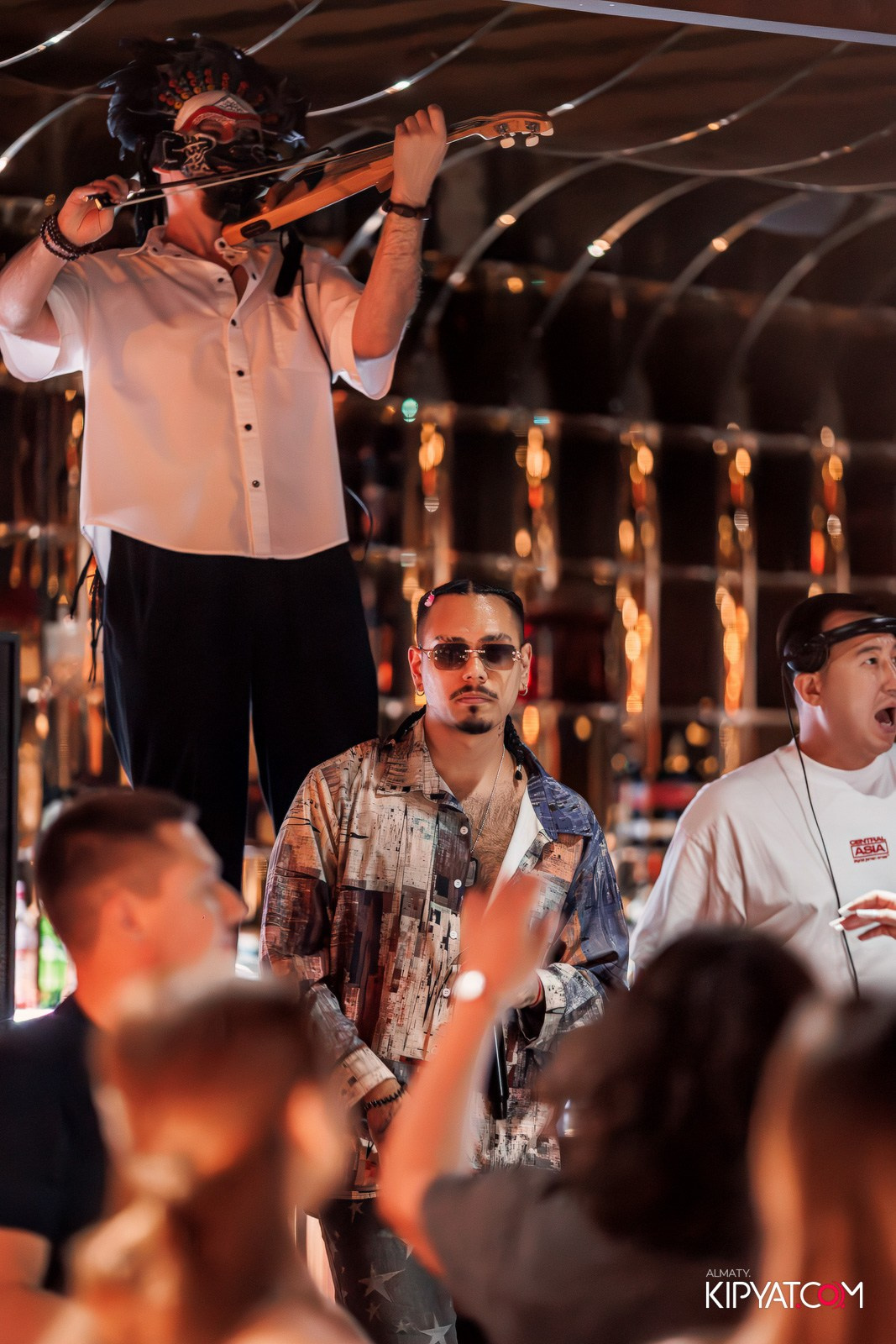 MOOD KARAOKE & TERRACE. КИПЯТКОМ АЛМАТЫ!