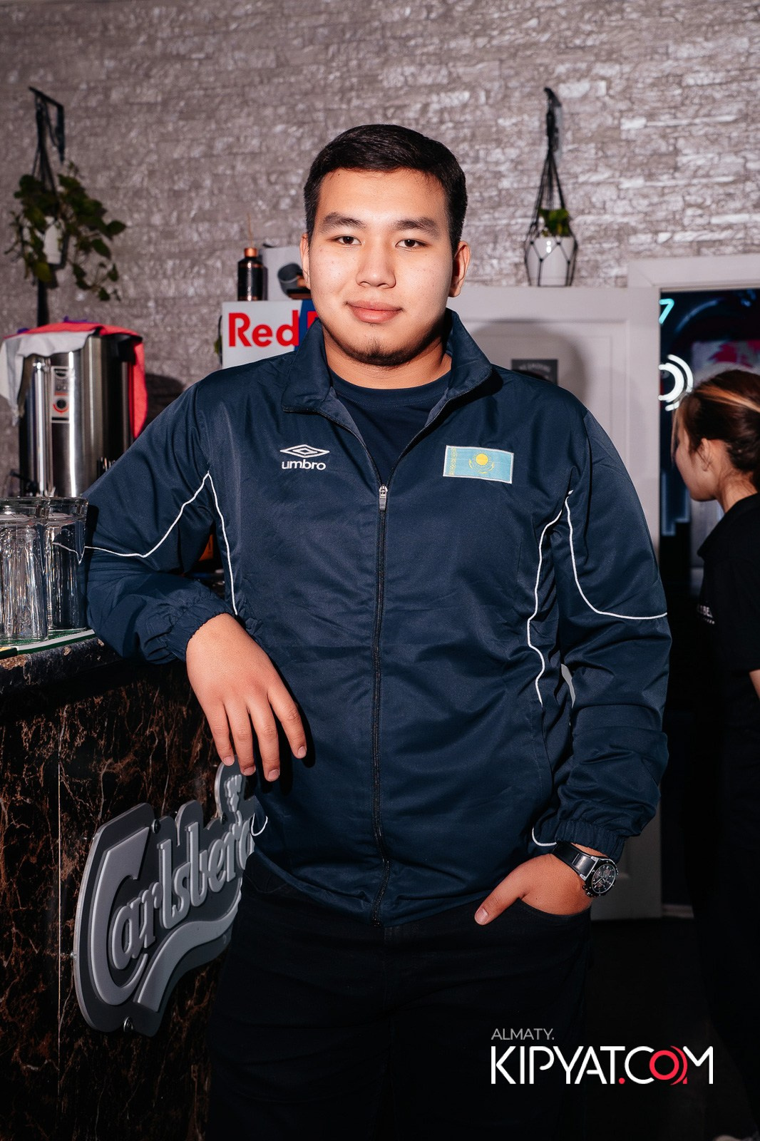 УХО И МЕДВЕДЬ НА ГАГАРИНА. КИПЯТКОМ АЛМАТЫ!