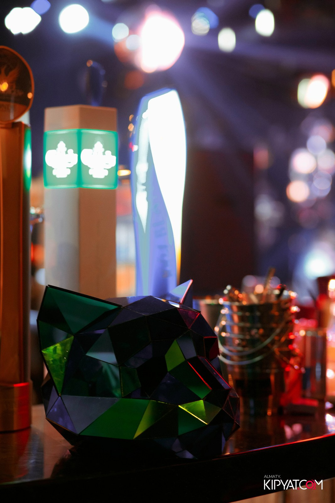 MOOD KARAOKE & TERRACE. КИПЯТКОМ АЛМАТЫ!