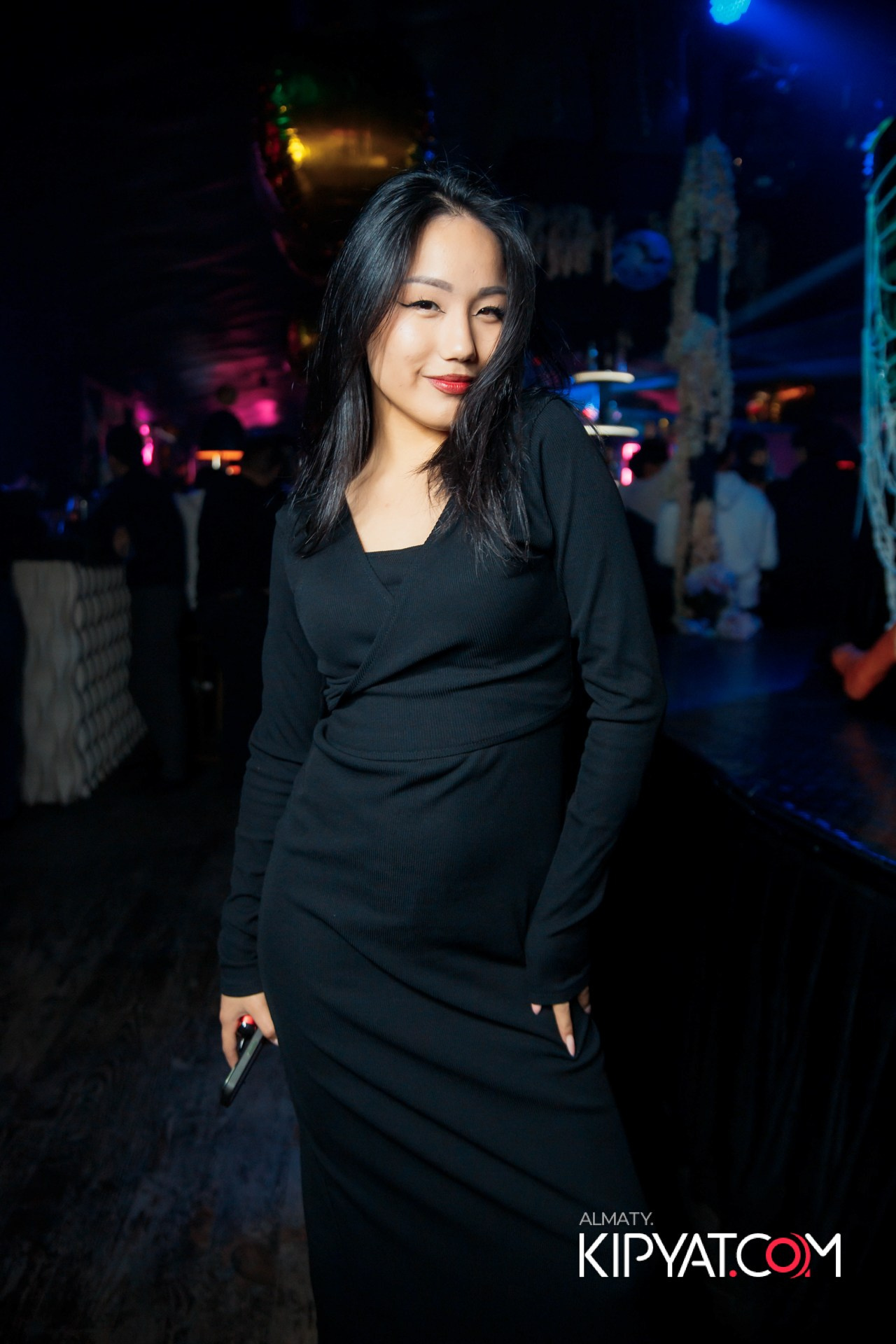 UYAT EMES BAR. КИПЯТКОМ АЛМАТЫ!