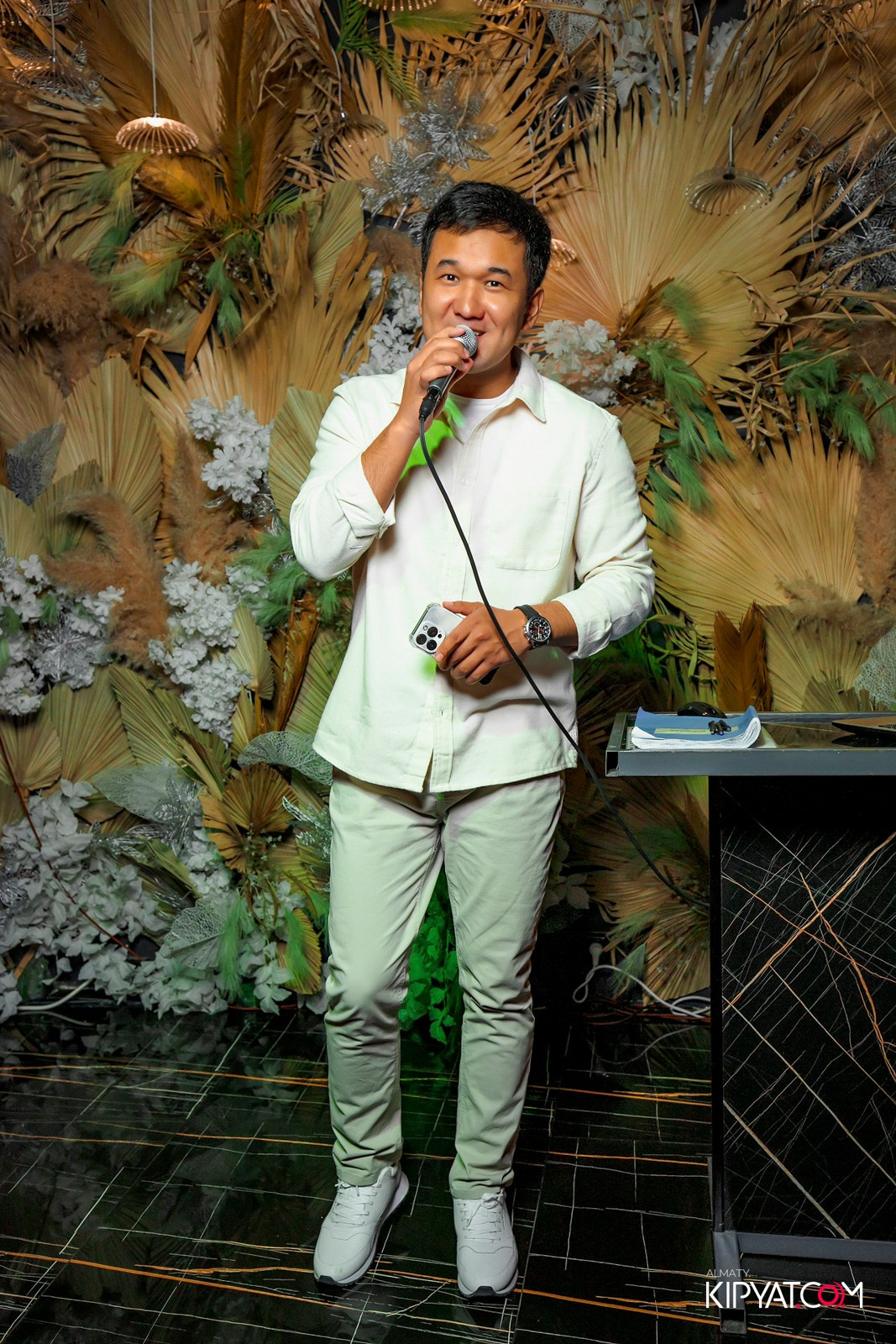 БАР ПАНАЕХАЛИ НА ДОСТЫК. КИПЯТКОМ АЛМАТЫ! Фотосъемка мероприятий в Алматы