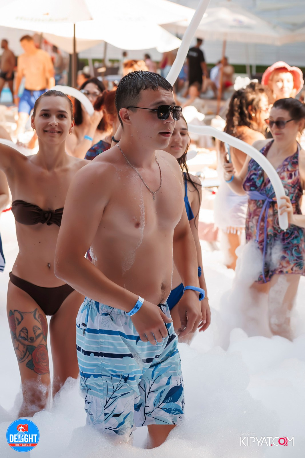 WHITE PARTY — DELIGHT POOL DAY CLUB. КИПЯТКОМ АЛМАТЫ! Фотосъемка мероприятий в Алматы
