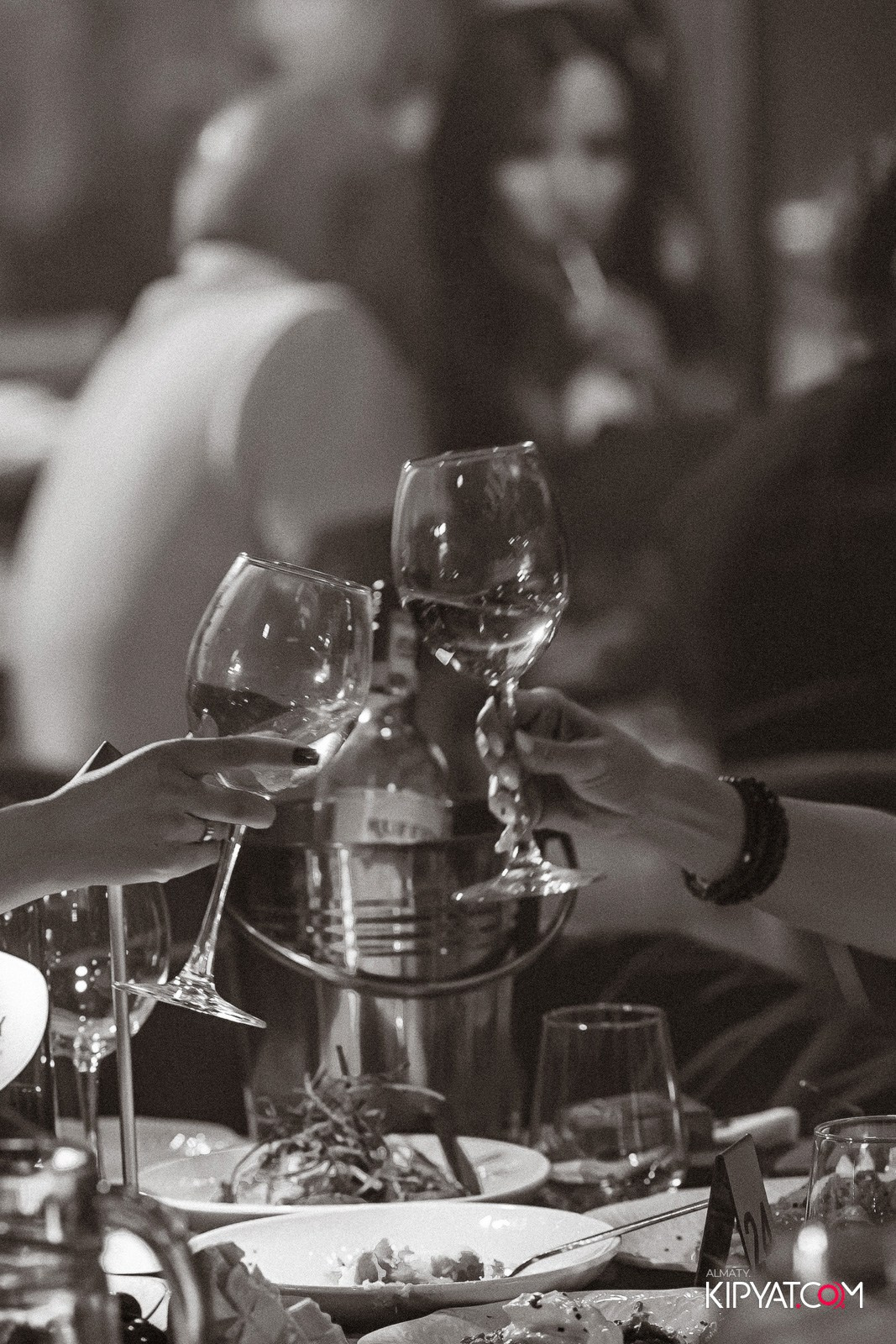 PATRIKI RESTAURANT. КИПЯТКОМ АЛМАТЫ!