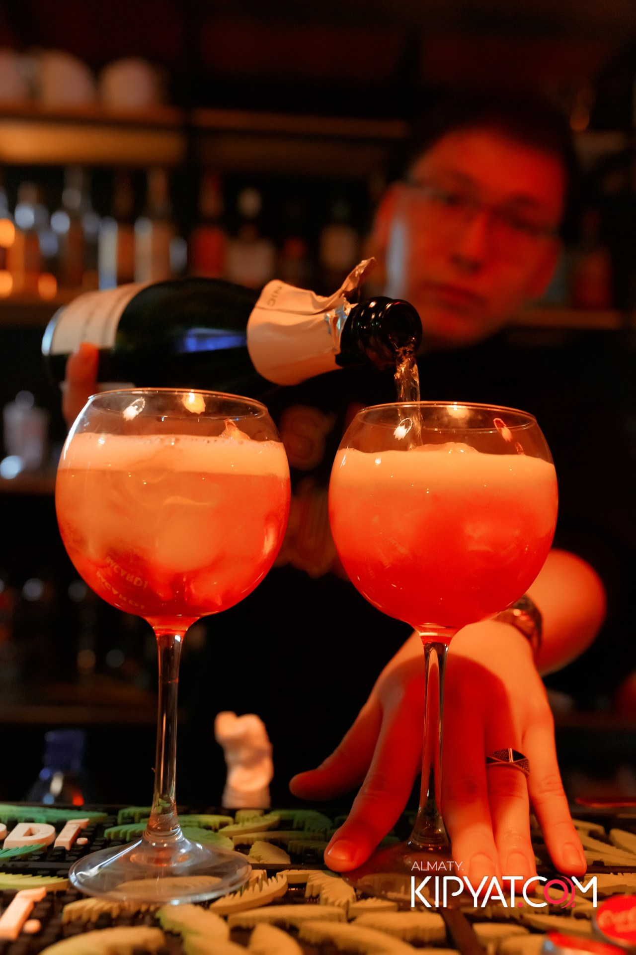 ШИШКА LOUNGE НА ЖИБЕК ЖОЛЫ. КИПЯТКОМ АЛМАТЫ!