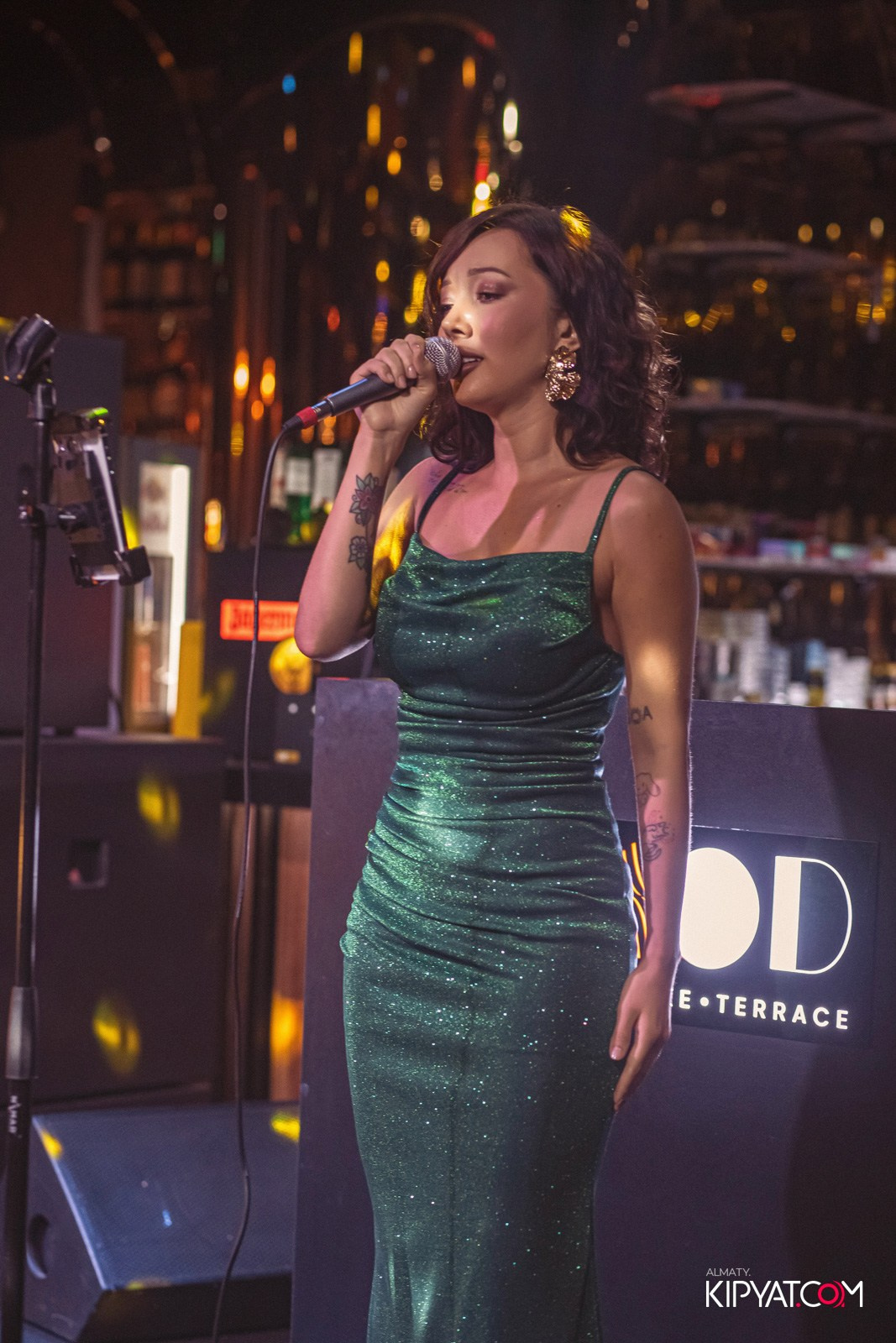 MOOD KARAOKE & TERRACE. КИПЯТКОМ АЛМАТЫ!