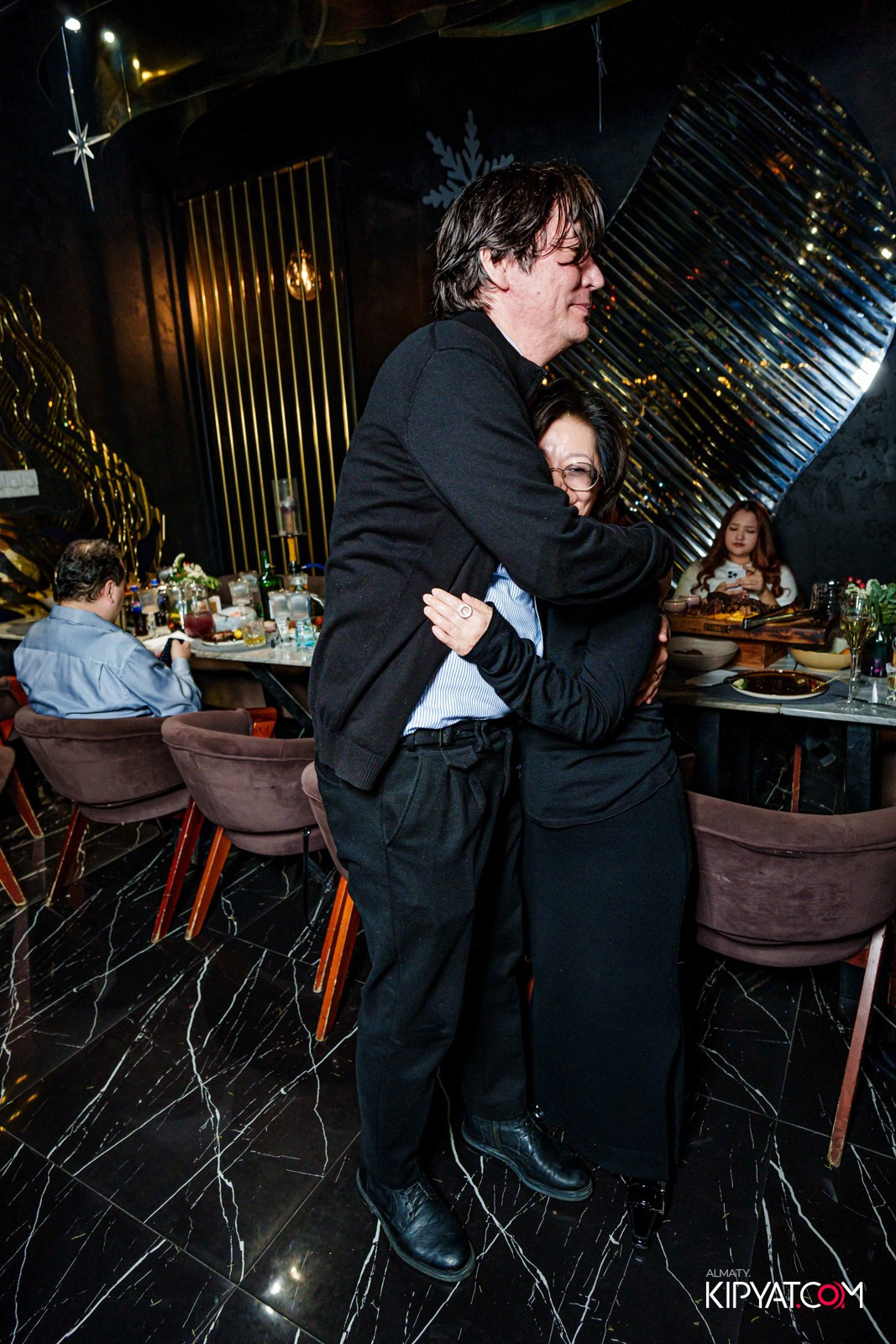 MOOD KARAOKE &TERRACE. КИПЯТКОМ АЛМАТЫ!