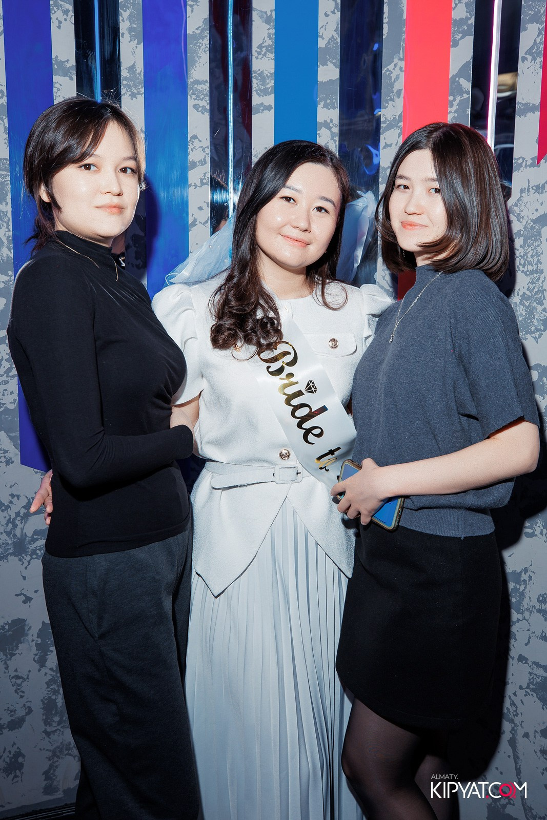 УХО И МЕДВЕДЬ НА ГАГАРИНА. КИПЯТКОМ АЛМАТЫ! Фотосъемка мероприятий в Алматы