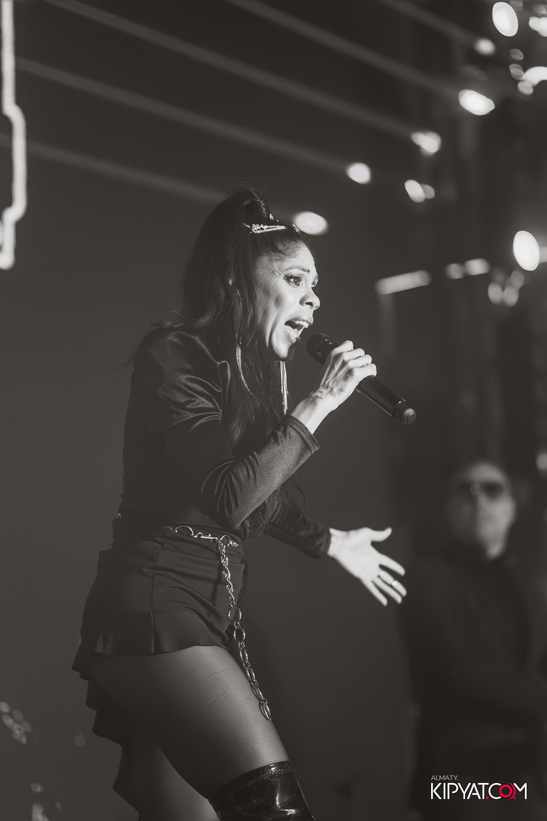 FITNESS ЁЛКА в ночном клубе SANTA BARBARA. КИПЯТКОМ АЛМАТЫ!