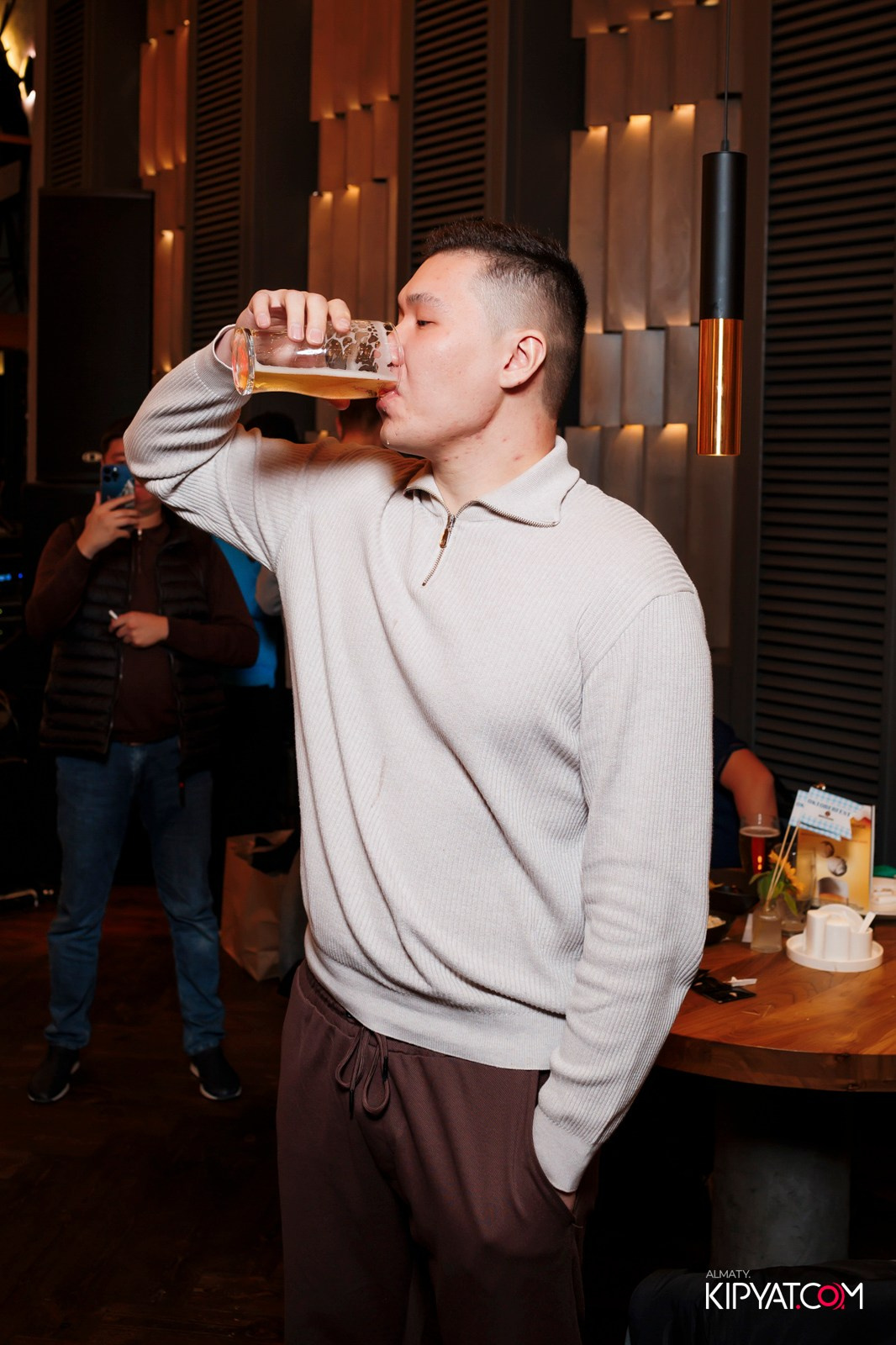 OKTOBERFEST-ПИНТА PREMIUM. КИПЯТКОМ АЛМАТЫ!