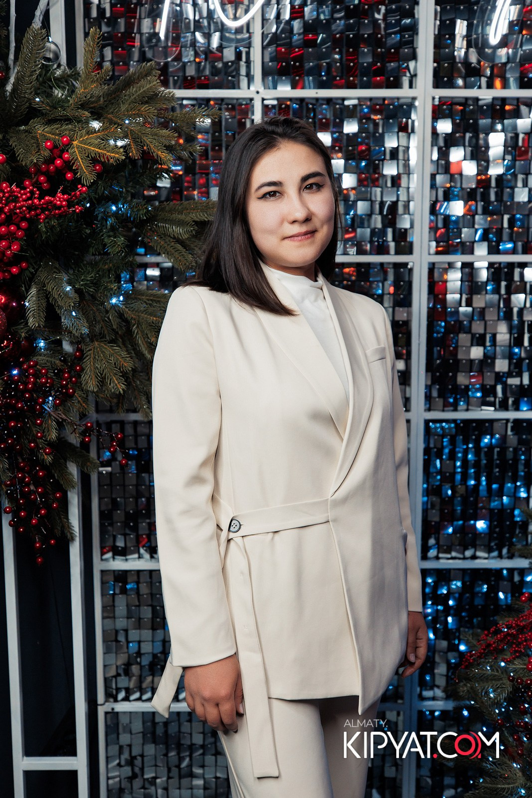 FRIENDS BAR & TERRACE. КИПЯТКОМ АЛМАТЫ!