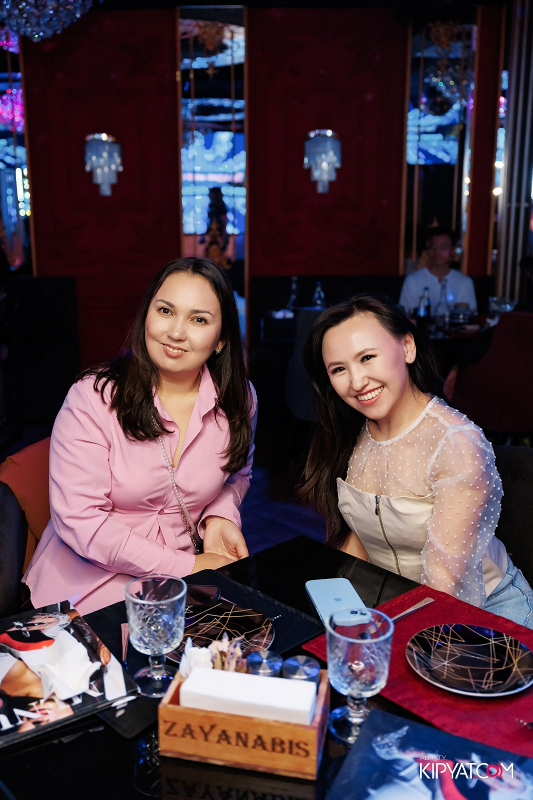 ЗАЯ, НА БИС. КИПЯТКОМ АЛМАТЫ!