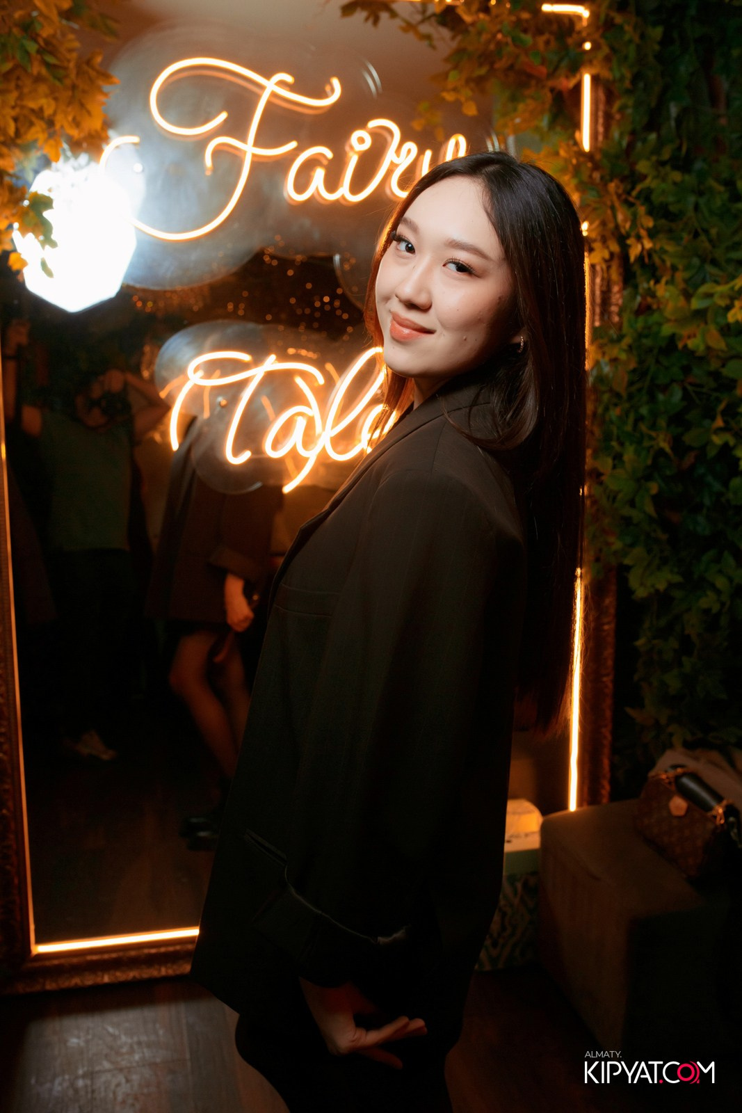 УХО И МЕДВЕДЬ НА САИНА. КИПЯТКОМ АЛМАТЫ!