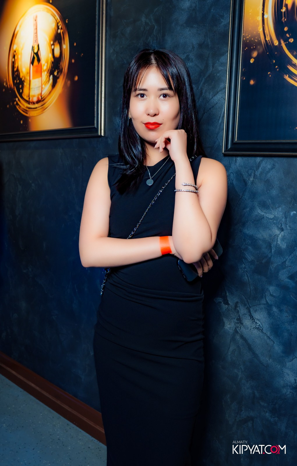 LAUREATE KARAOKE HALL. КИПЯТКОМ АЛМАТЫ!