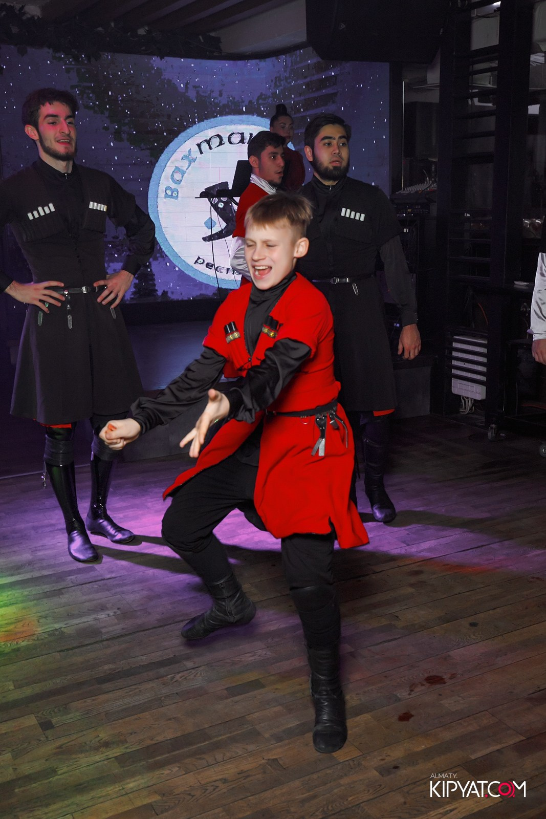 ВАХТАНГУРИ. КИПЯТКОМ АЛМАТЫ!