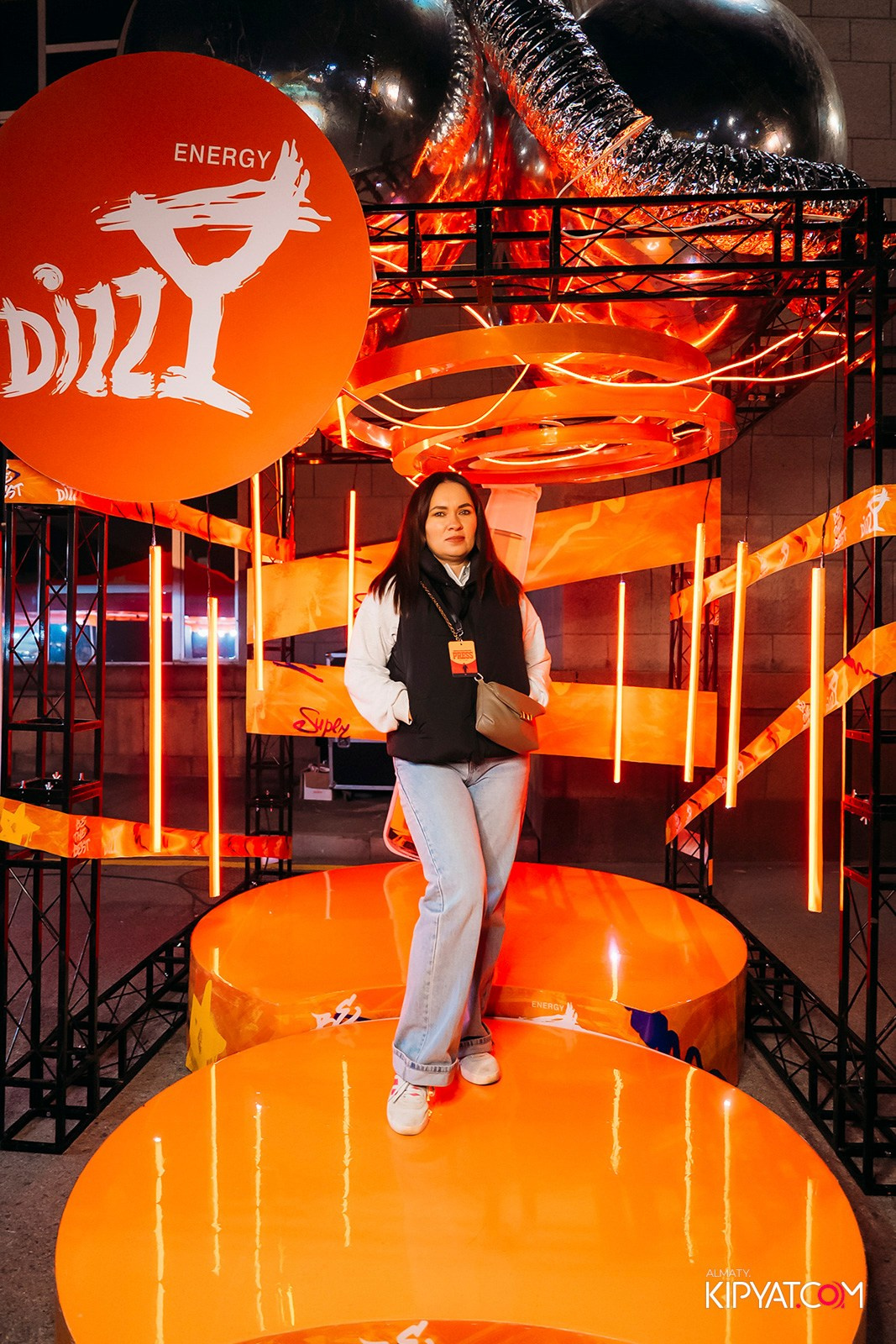 КОНЦЕРТ МИРАСА ЖУГУНУСОВА НА ЦЕНТРАЛЬНОМ СТАДИОНЕ. КИПЯТКОМ АЛМАТЫ!