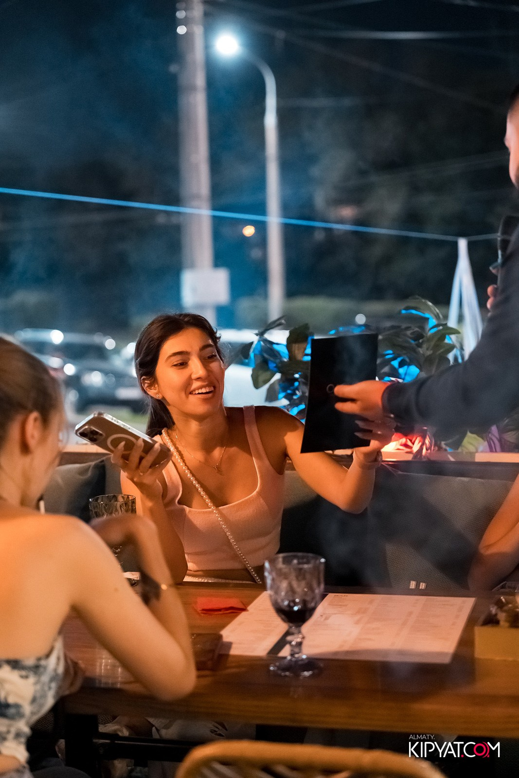 OLOVO BAR НА САТПАЕВА. КИПЯТКОМ АЛМАТЫ!