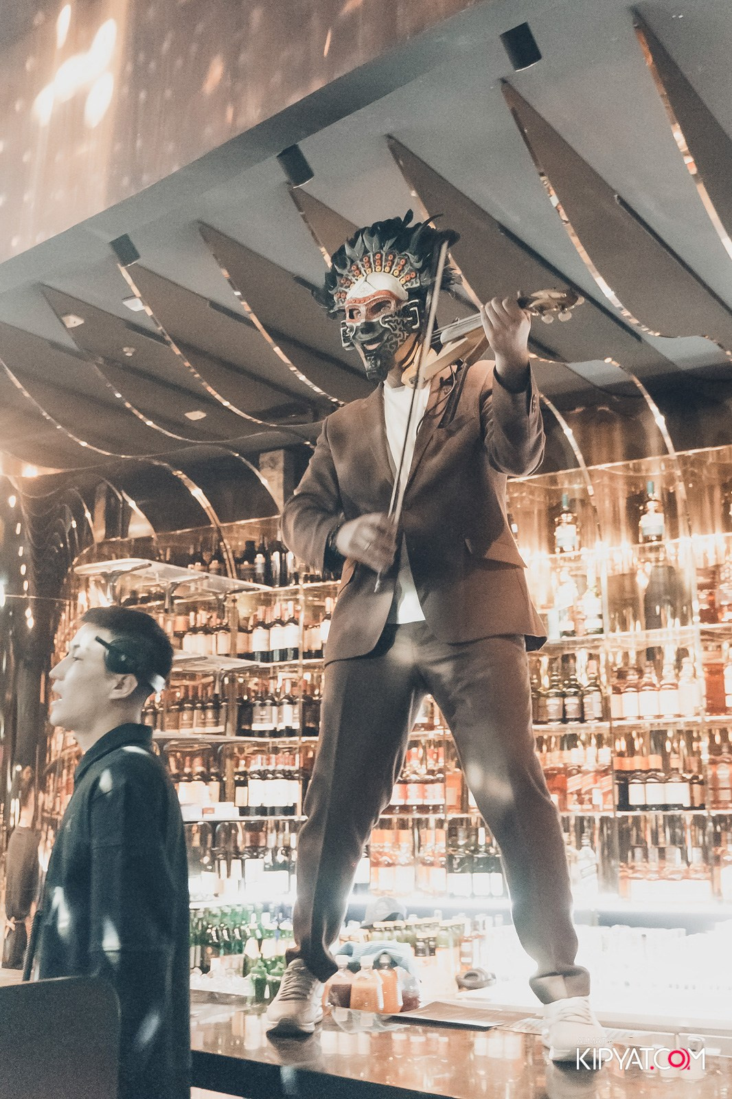 MOOD KARAOKE & TERRACE. КИПЯТКОМ АЛМАТЫ!