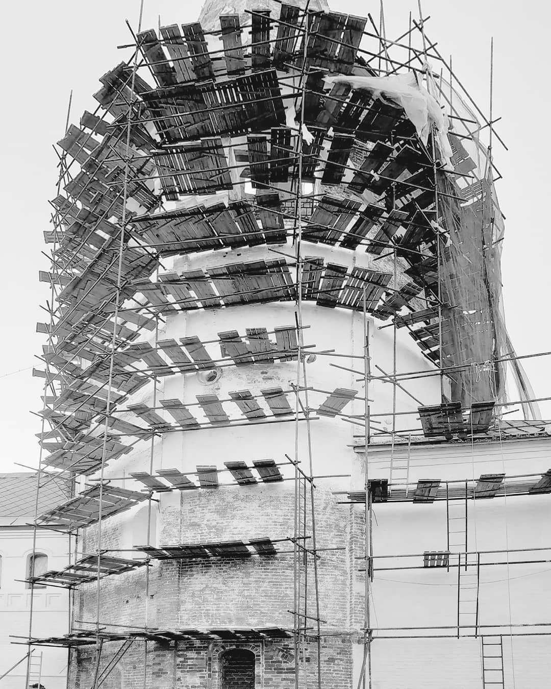 Free art. Interior & architecture photographer