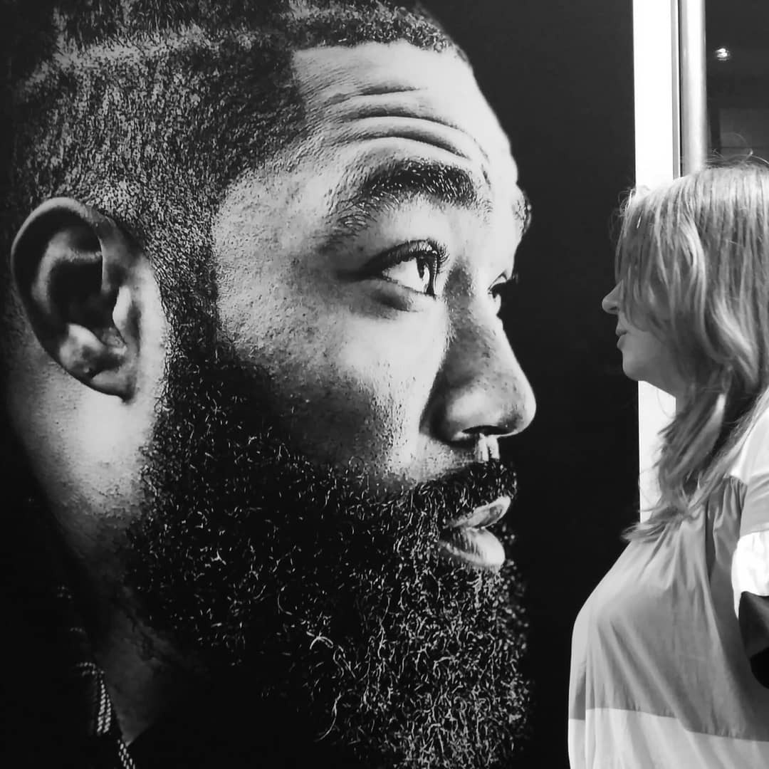 Free art. Interior & architecture photographer