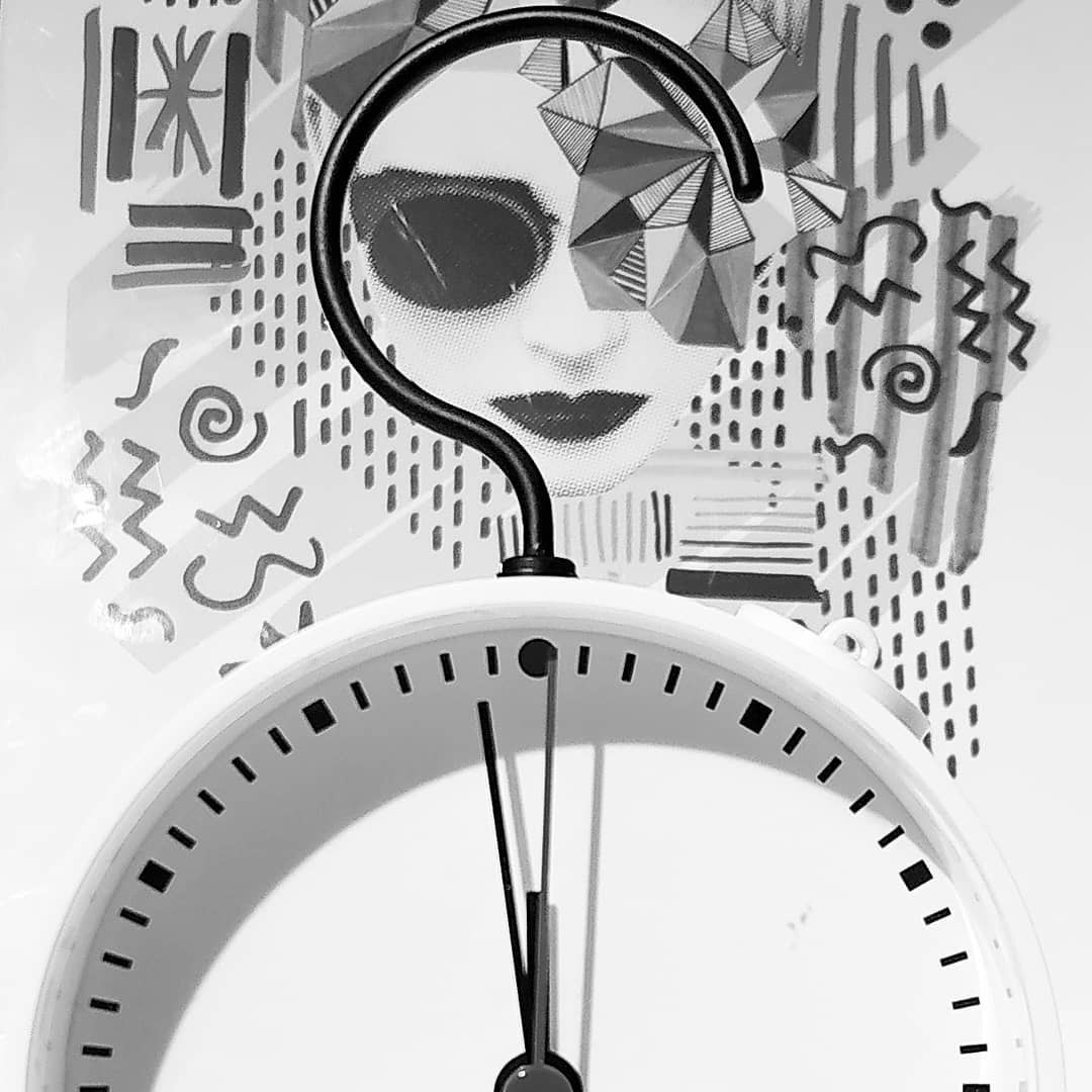 Free art. Interior & architecture photographer