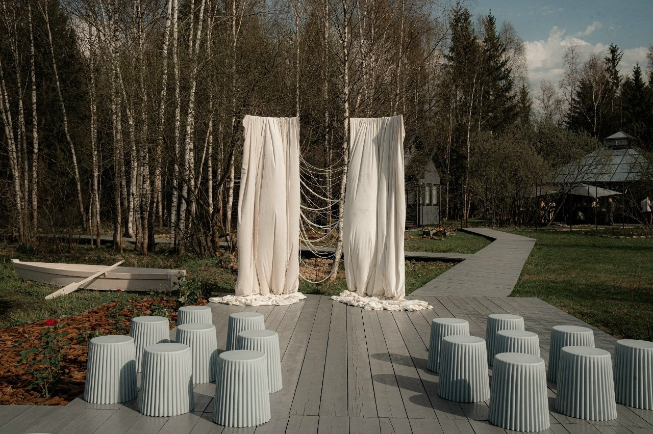 Декор Джуси роуз. Подрядчики и друзья сети свадебных площадок House for wedding